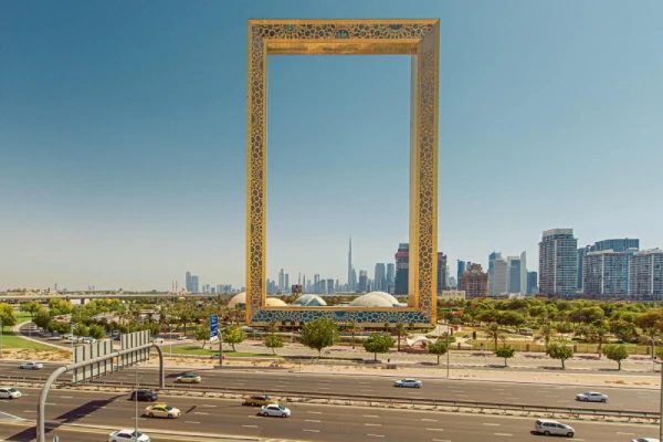 dubai-frame