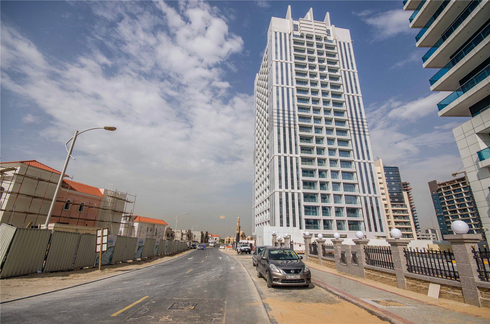 Bermuda Views Dubai Sports City - Dubai Sports City Apartment for Buy-Prestige Luxury Real Estate